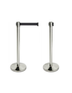 2 POSTES SEPARADORES INOX CON CINTA NEGRA 2M. CON FRENO